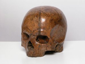 This beautifully carved skull doesn't present us with any ethical issues